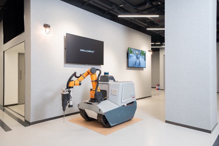 机械人专区 (Robotic Hub)