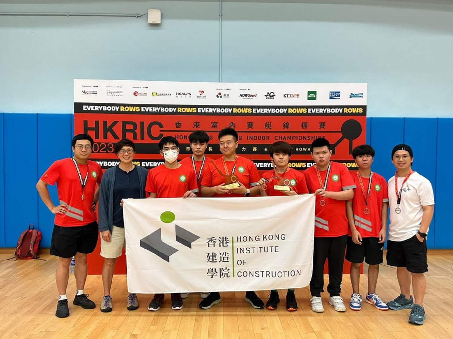上水院校室內賽艇隊於香港室內划艇錦標賽2023勇奪佳績