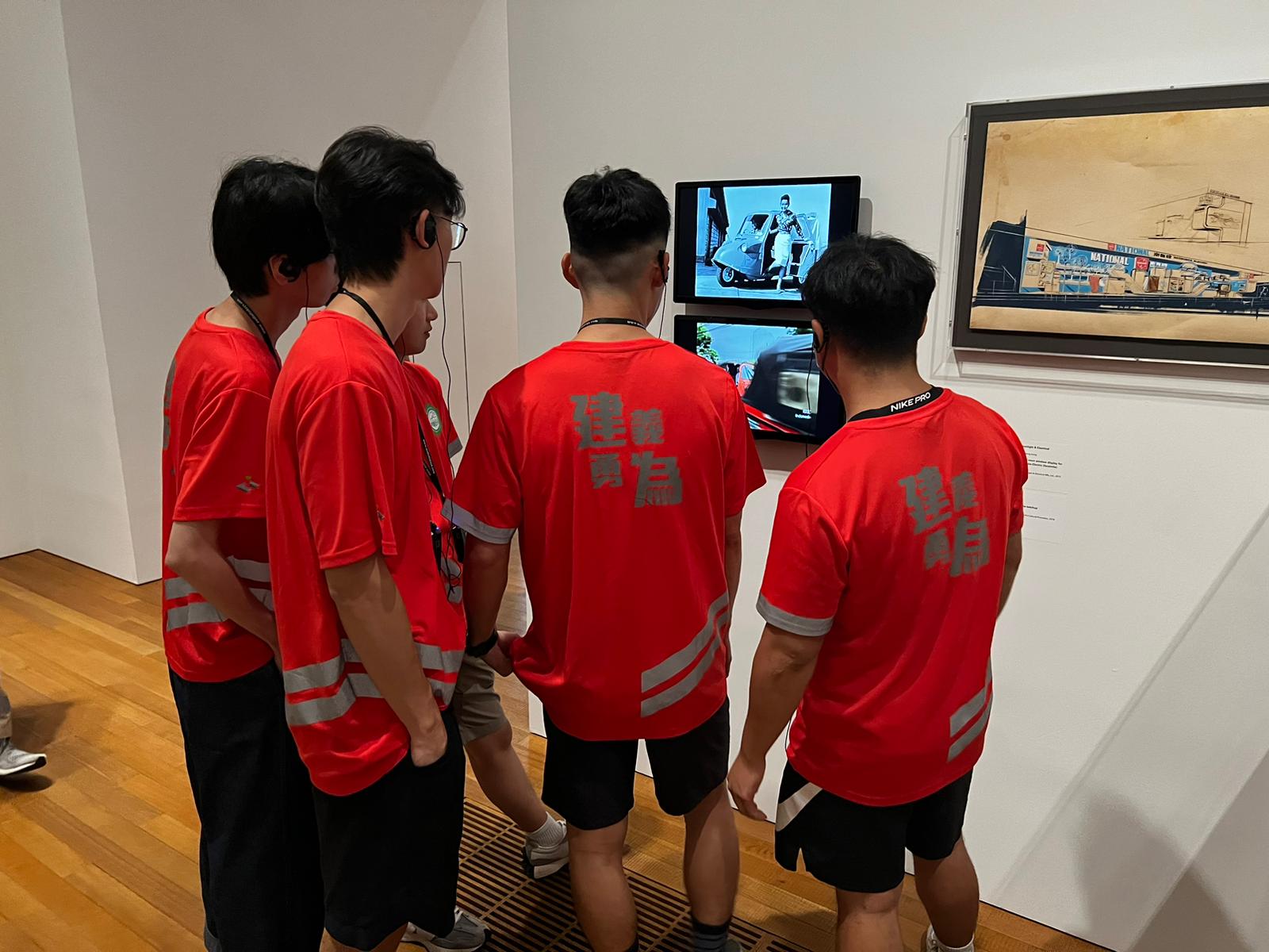 参观M+当代视觉文化博物馆