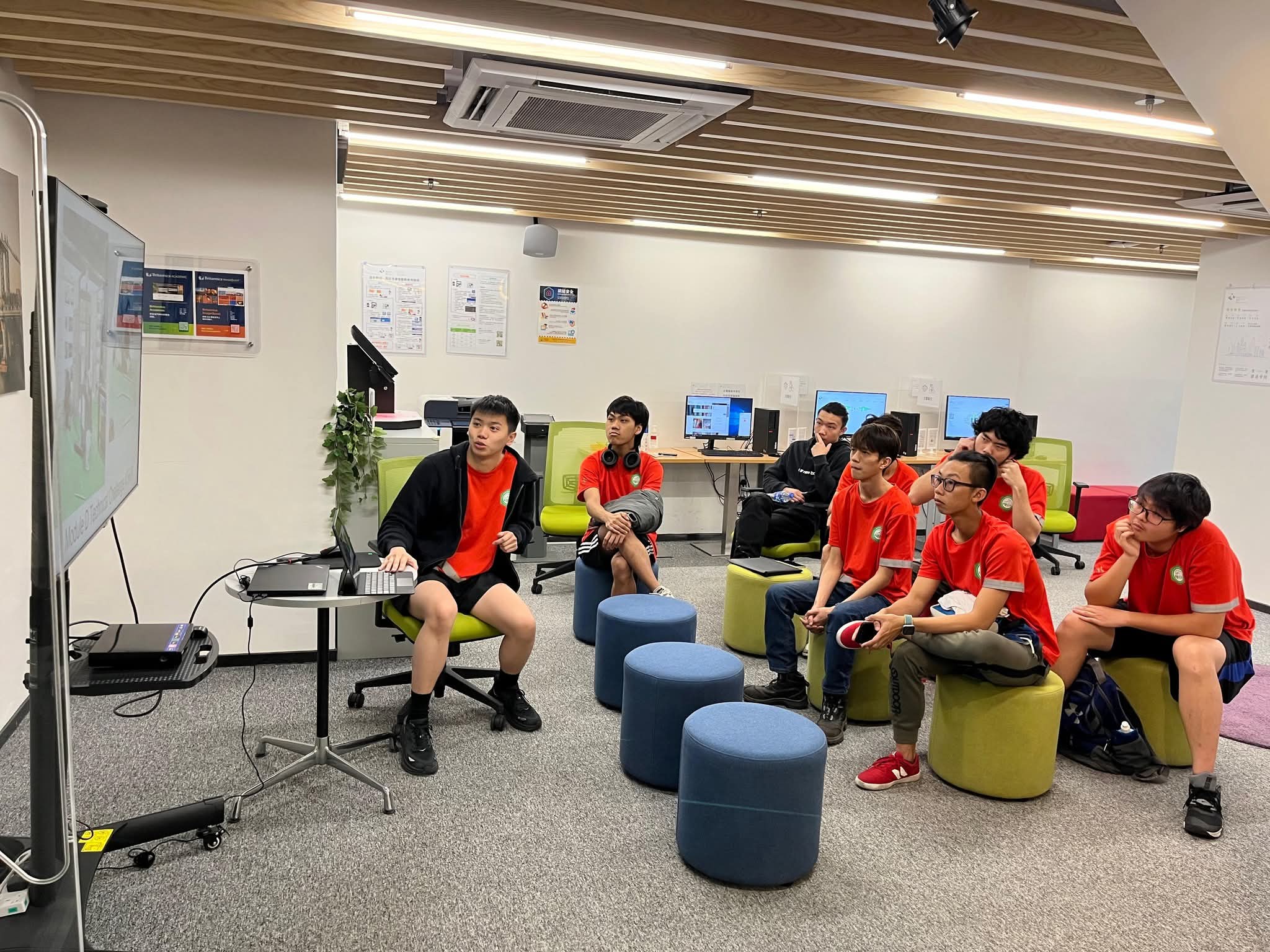 切磋琢磨 力求进步