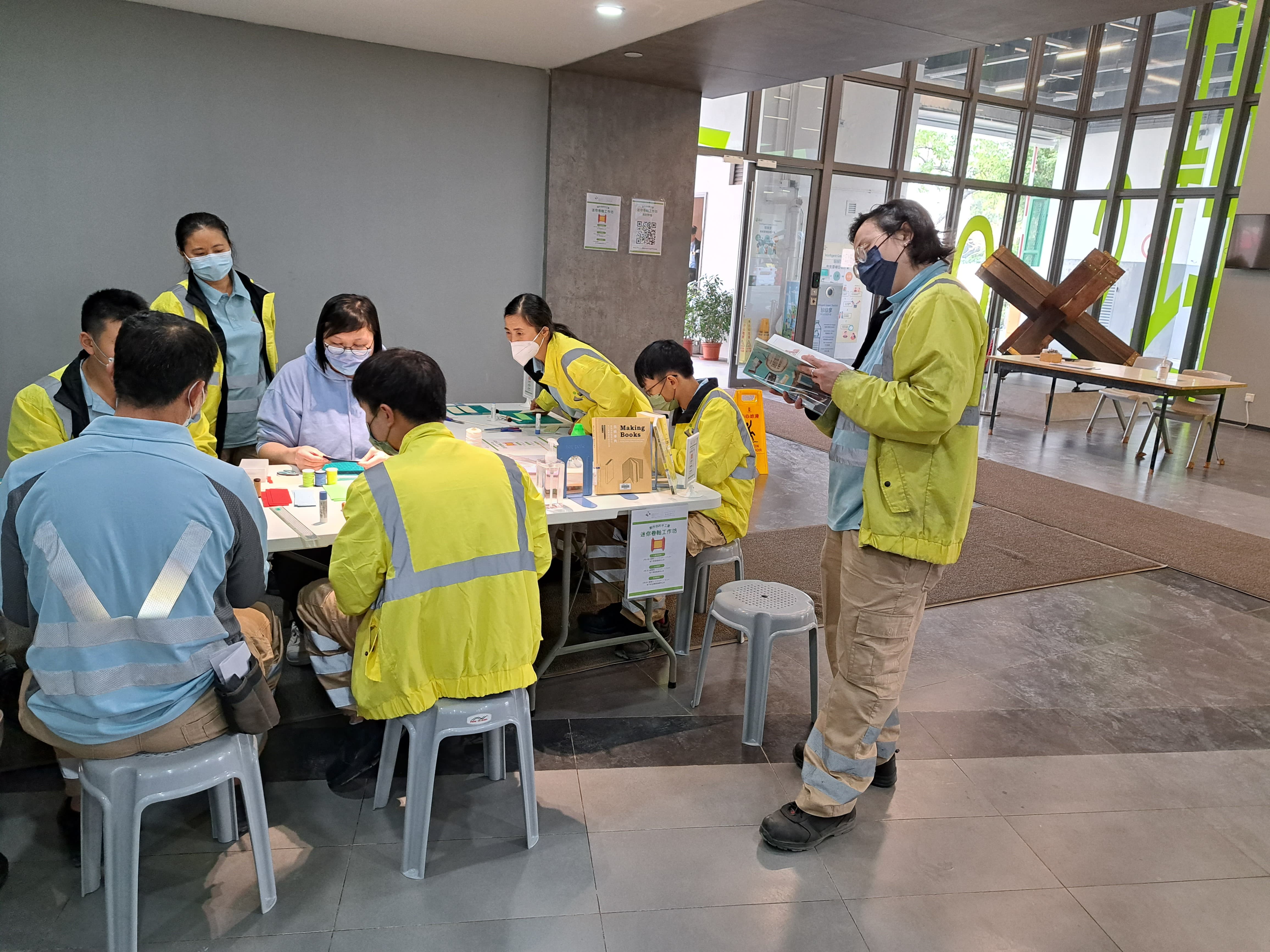 製作你的手工書：迷你卷軸工作坊