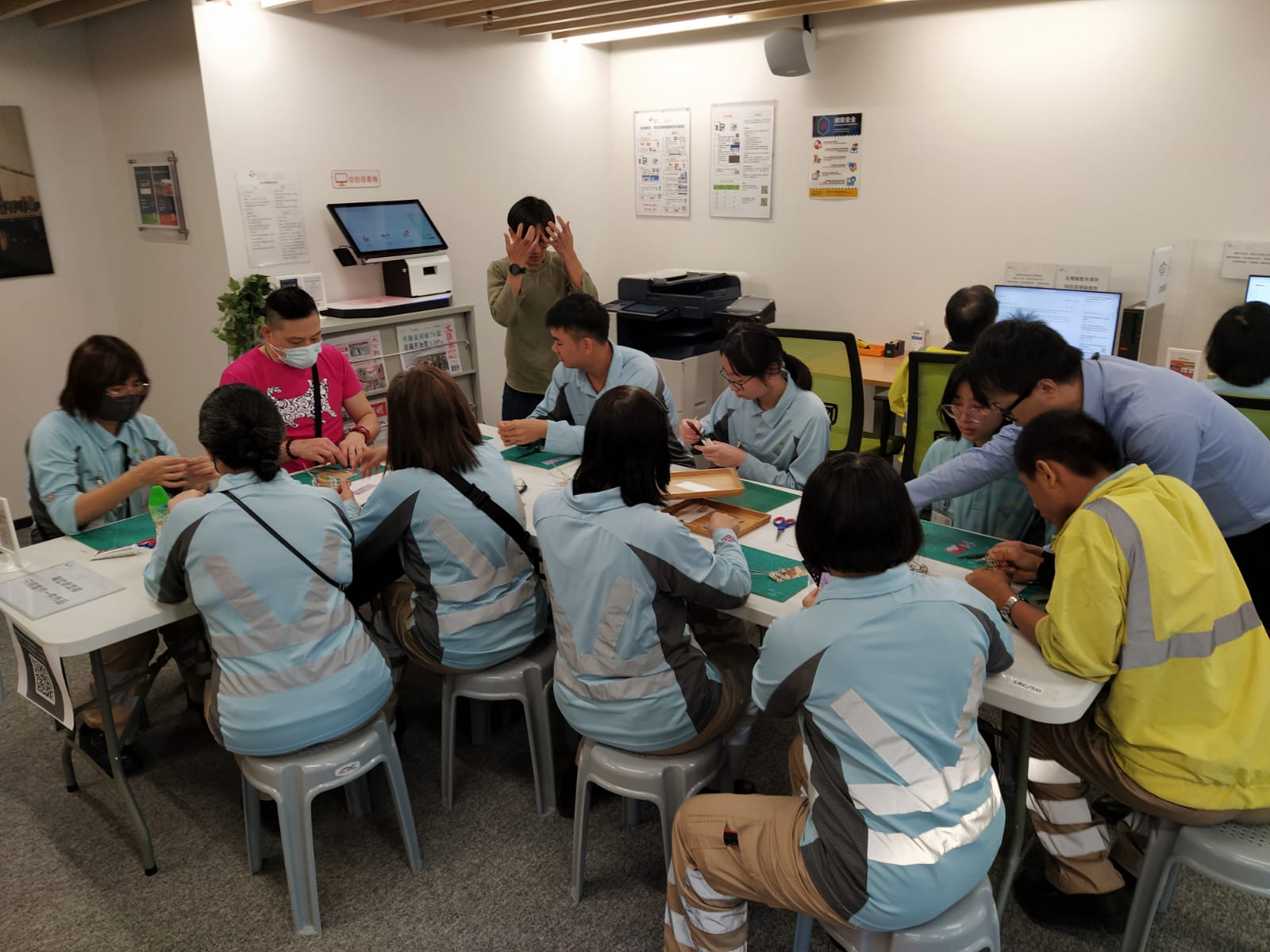 手作传心意：水引绳结书签工作坊暨心灵自疗专题书展