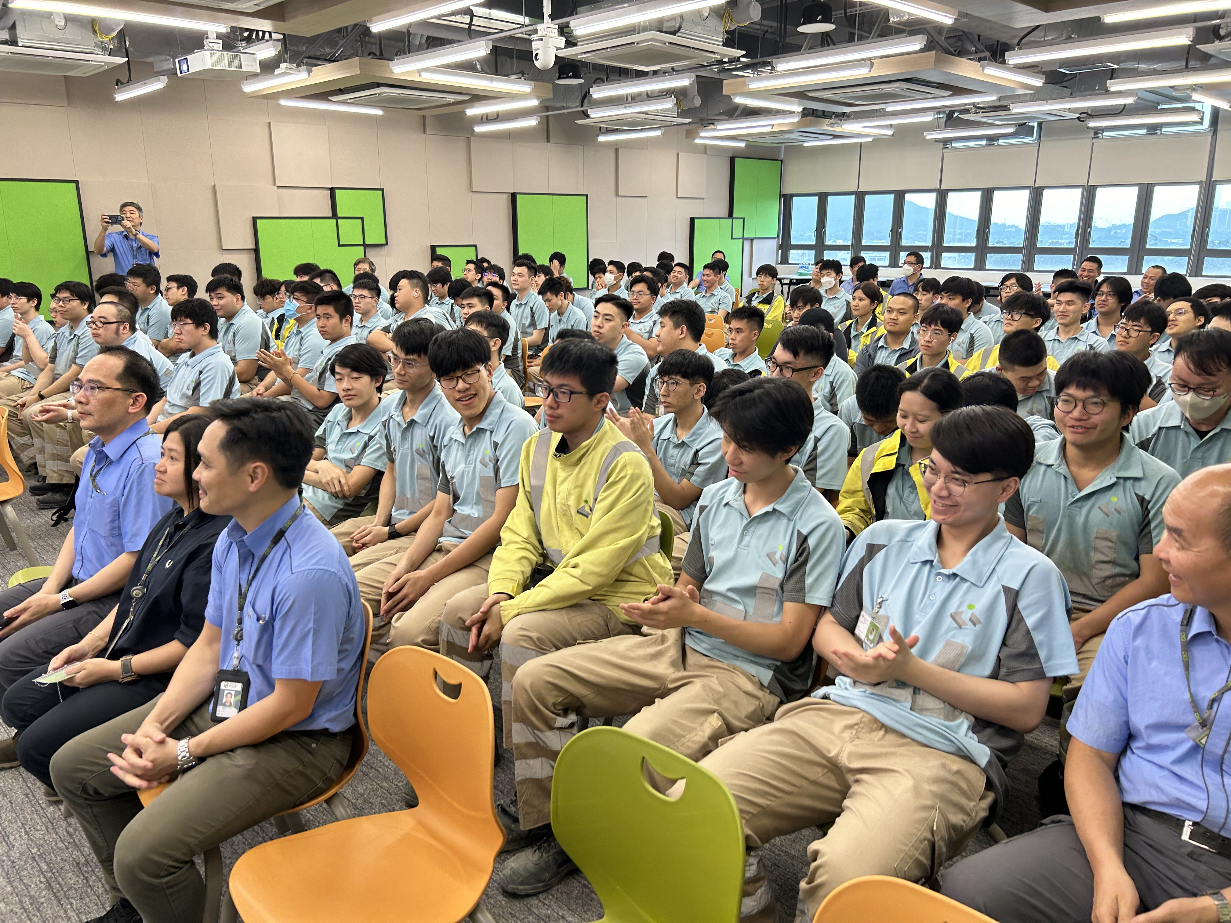 Whole Person Development Talk on the Spirit of Perseverance