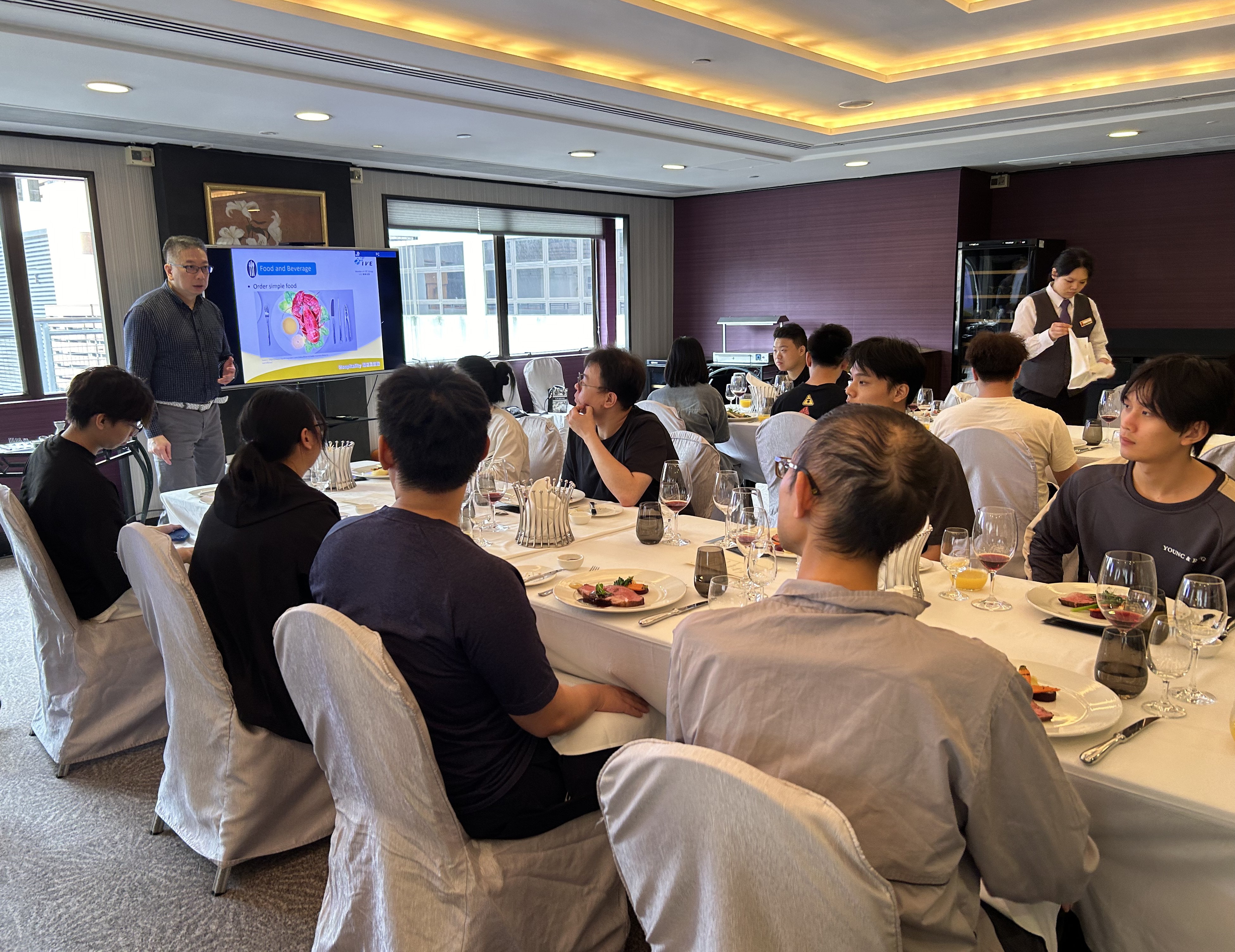 2023/24学年香港建造学院 领袖训练计划