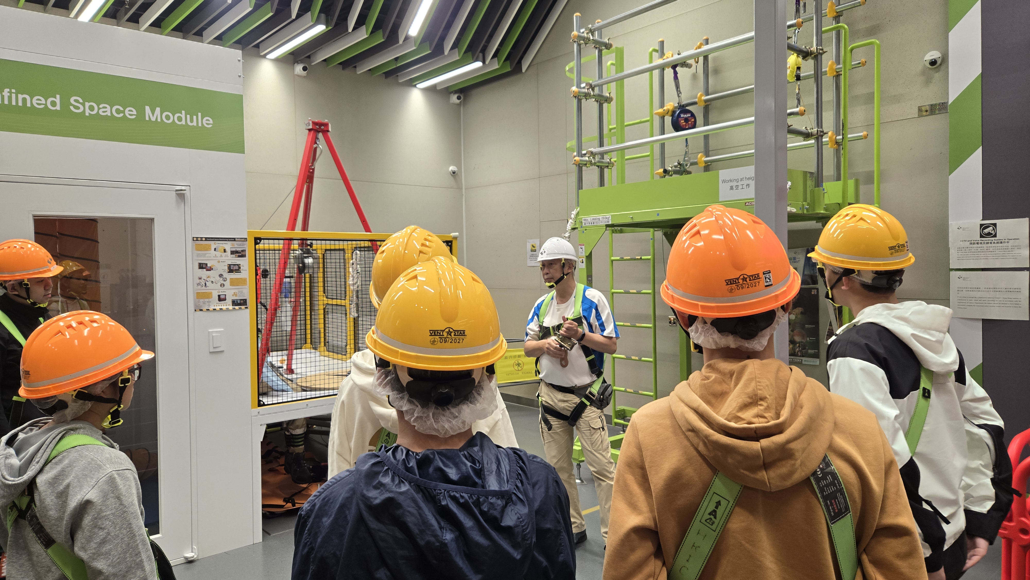Skills Empowered Safety First! Participants of the WorldSkills Hong Kong Competition Attend Safety Training Course image