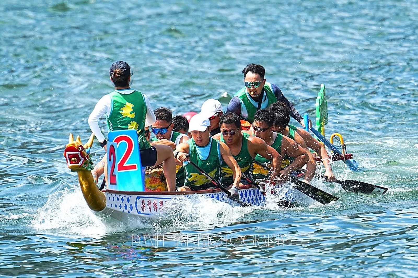 香港建造学院龙舟队代表勇夺「屋宇署龙舟邀请杯」银杯组冠军