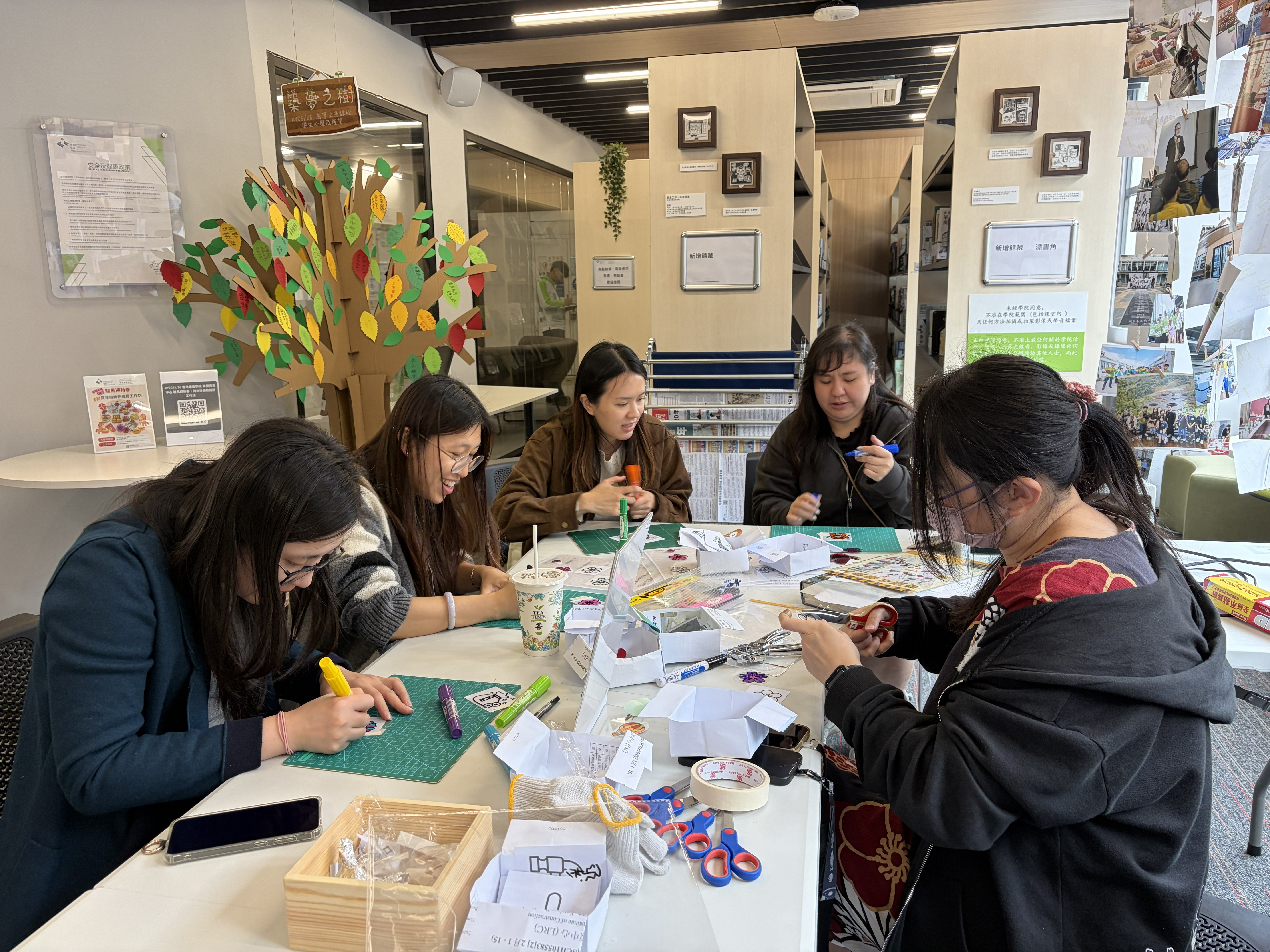 骏马迎新春：贺年挂饰热缩胶工作坊