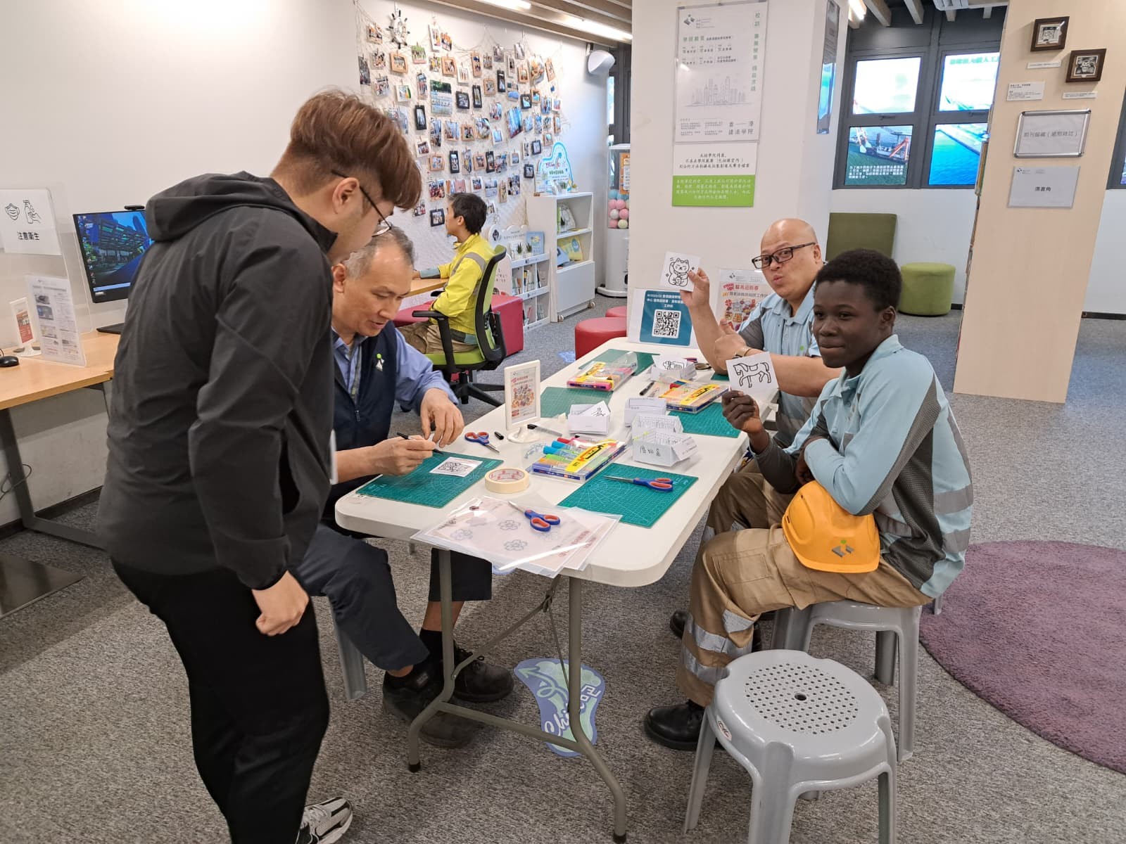 骏马迎新春：贺年挂饰热缩胶工作坊