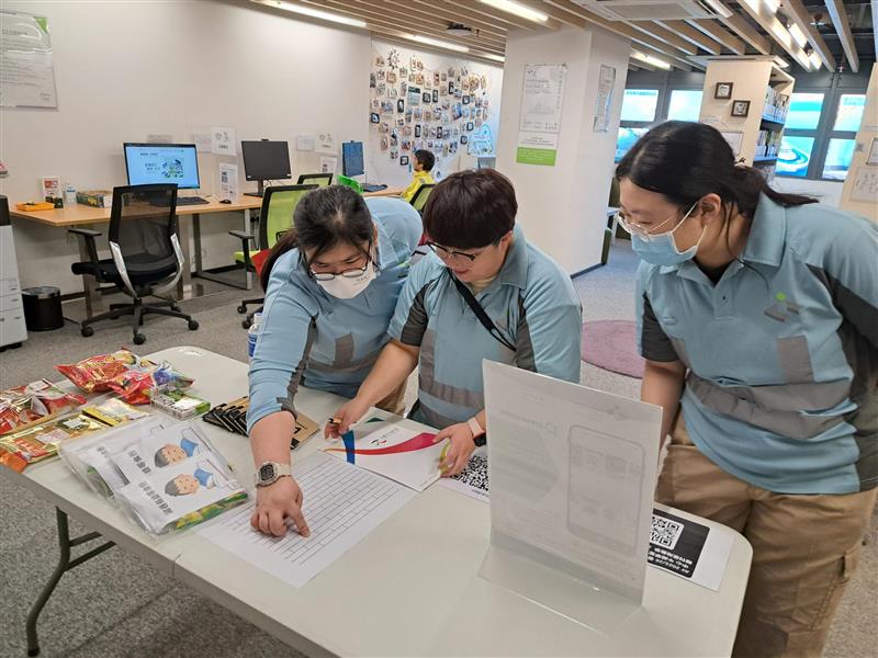 午间学堂：PressReader 电子报刊使用教学