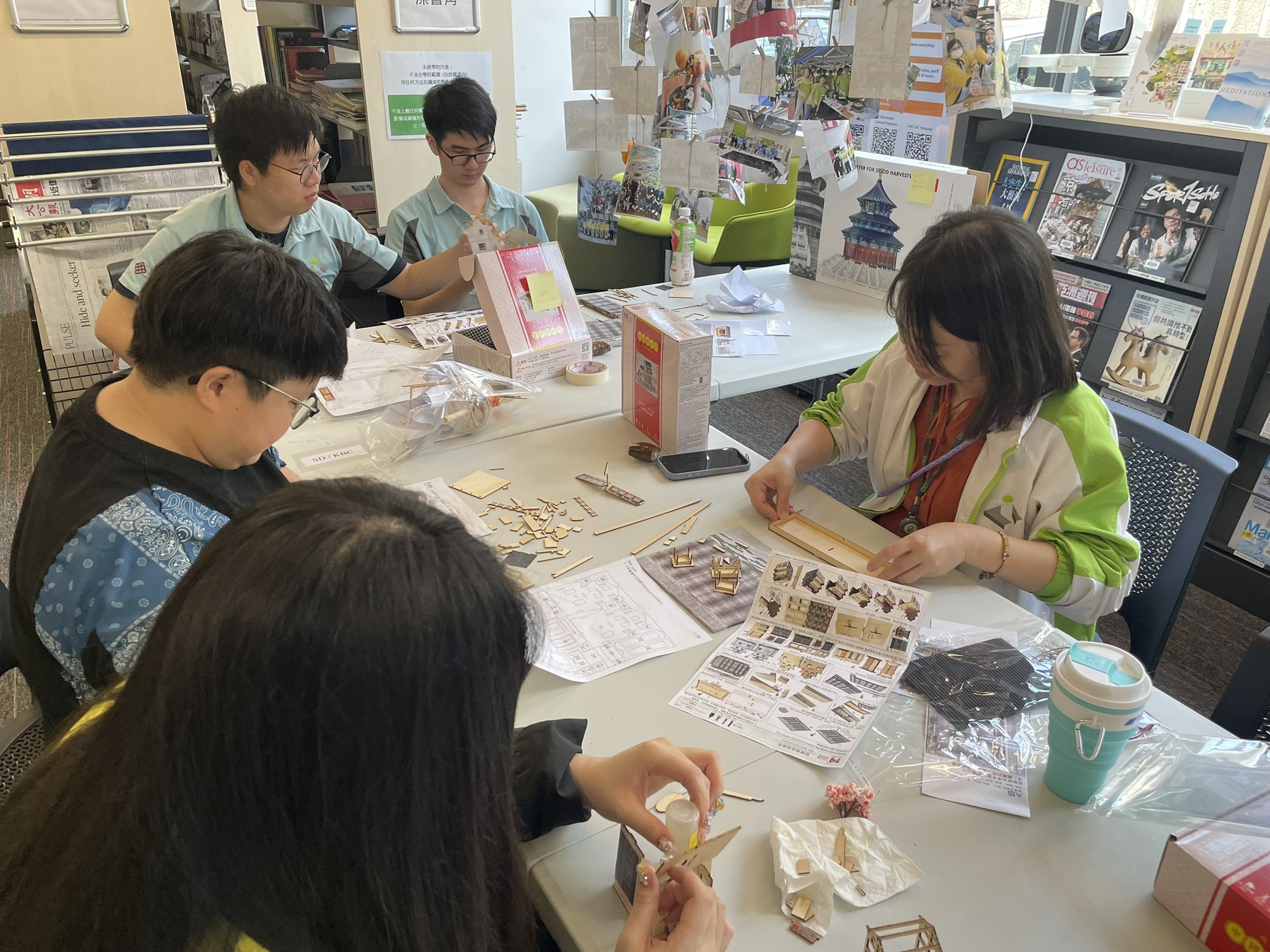  「鬆一鬆．築一築」: 午間建築模型DIY
